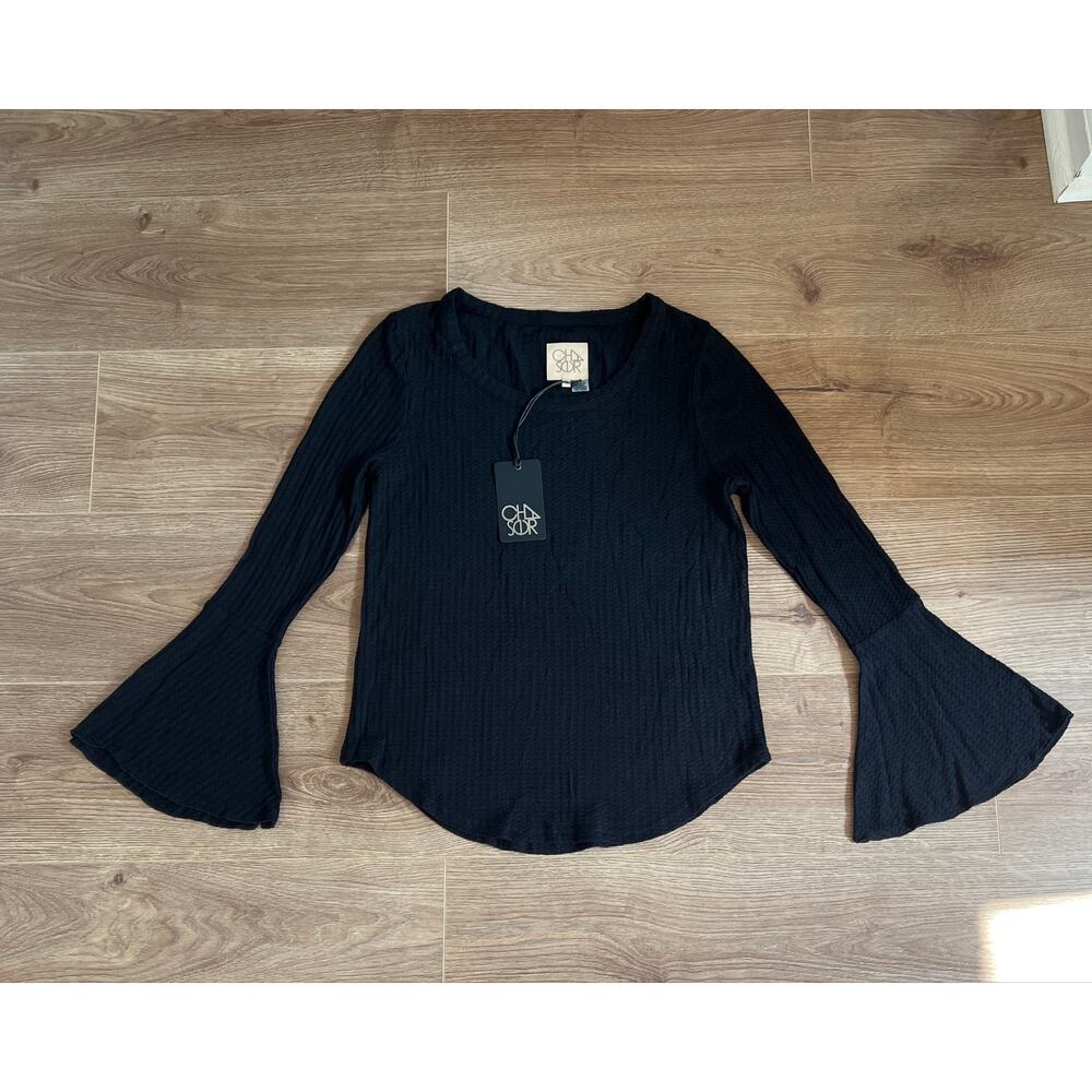 NWT CHASeR Bell Cuff So Soft! Waffle Texture Black Long Sleeve Shirt Size Medium